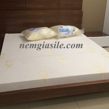 Nệm bông ép cứng áo gấm Korea