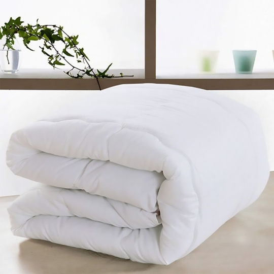 Ga mền khách sạn trắng trơn 