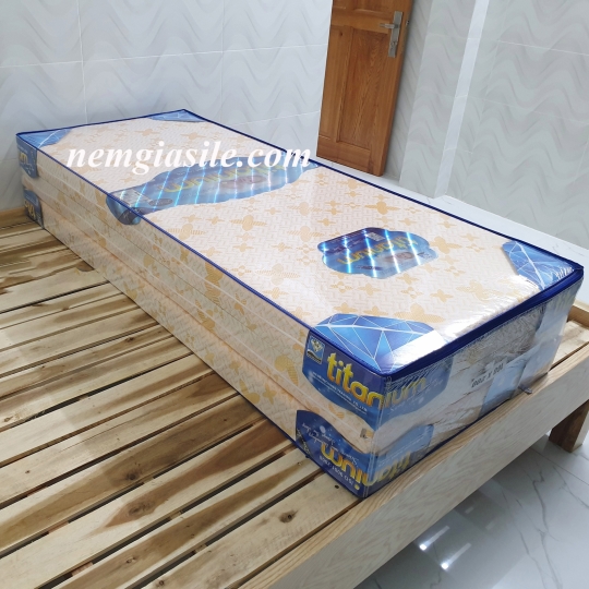 Nệm cao su bông Titanium Kim Cương